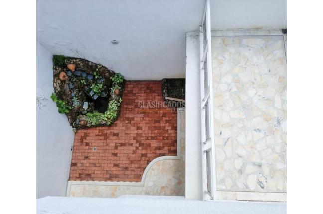 Casas, Venta, Ciudad Jardín - $899.000.000