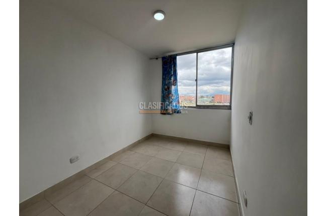Apartamentos, Alquiler, Bogotá - $900.000
