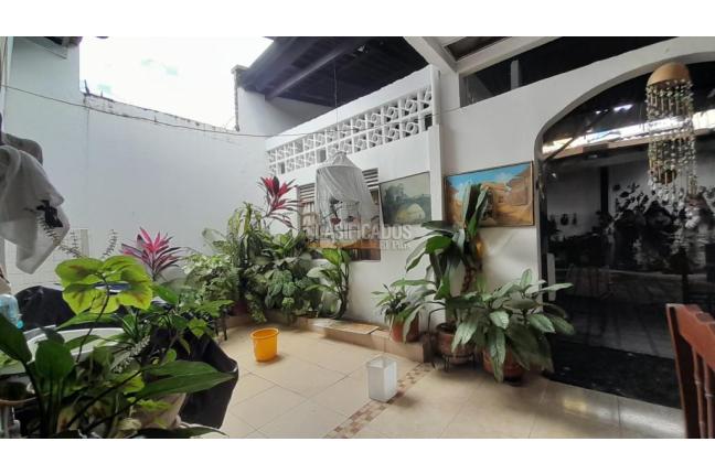 Casas, Venta, Meléndez - $1.700.000.000