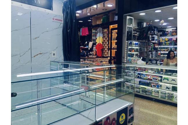 Locales y Bodegas, Alquiler, Bogotá - $1.500.000