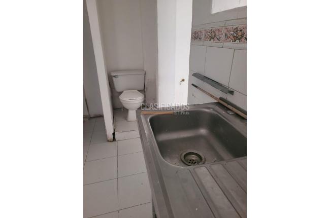 Locales y Bodegas, Alquiler, Bellavista - $600.000