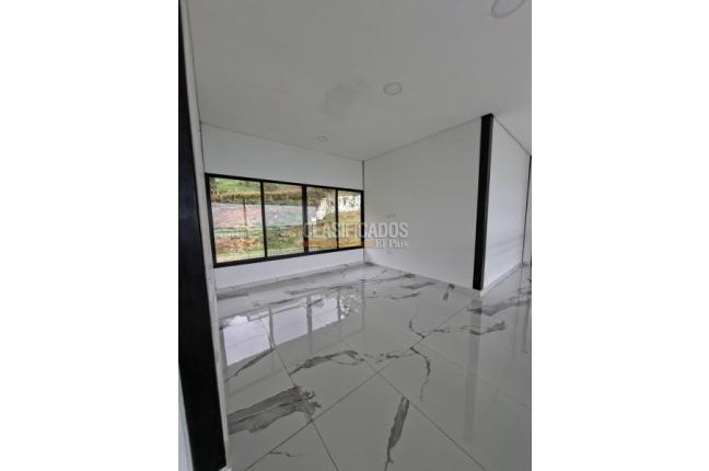 Casas, Venta, Yumbo - $1.700.000.000