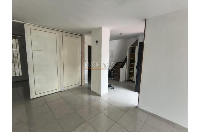 Casas, Alquiler, Bogotá - $4.350.000