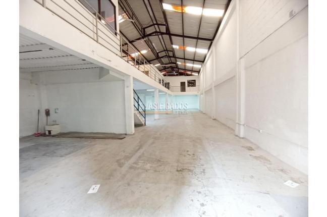 Locales y Bodegas, Alquiler en Los Cámbulos