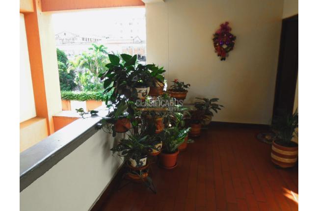 Apartamentos, Venta en Santa Anita