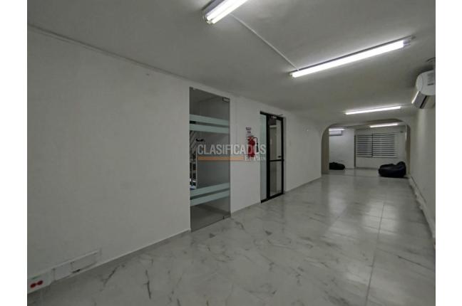 Oficinas y Consultorios, Alquiler, La Flora - $4.500.000
