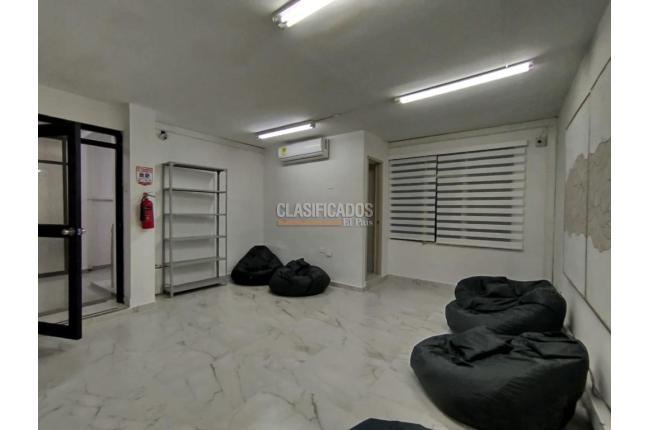 Oficinas y Consultorios, Alquiler, La Flora - $4.500.000
