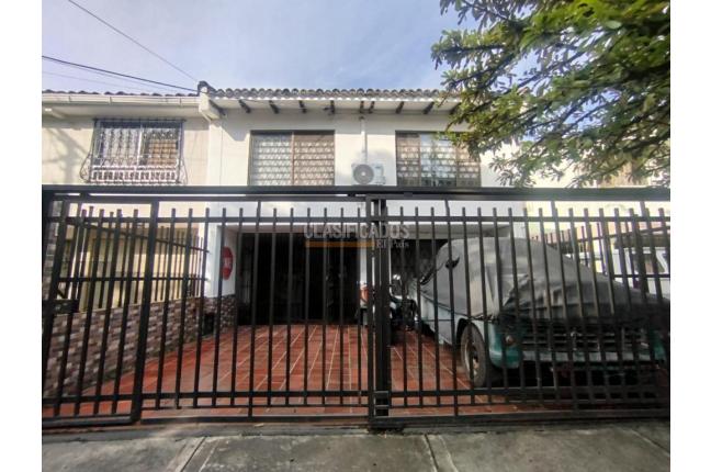 Casas, Venta en Prados del Norte