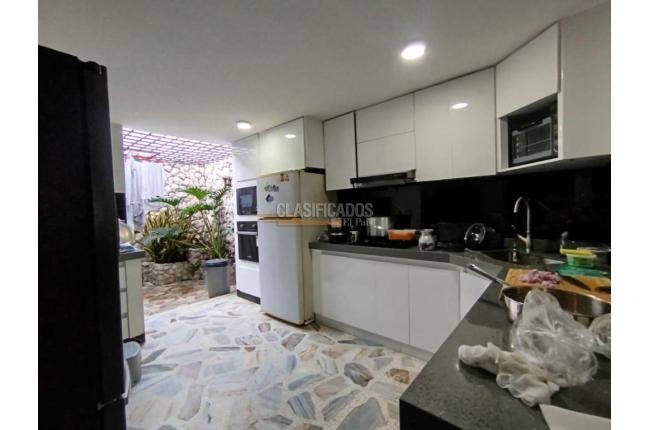 Casas, Venta, Prados del Norte - $700.000.000