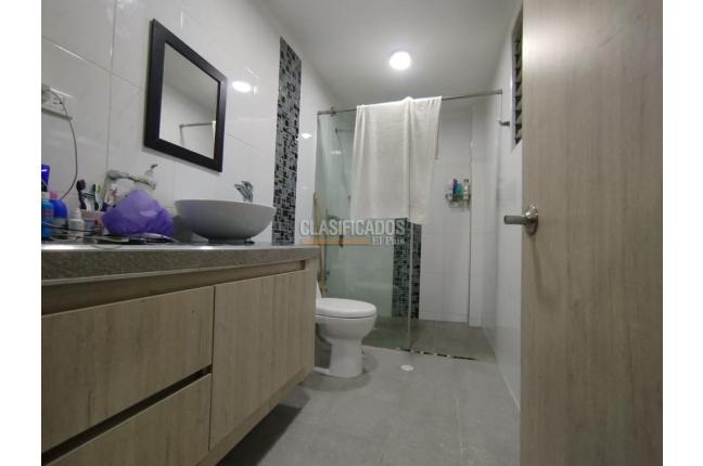 Casas, Venta, Prados del Norte - $700.000.000