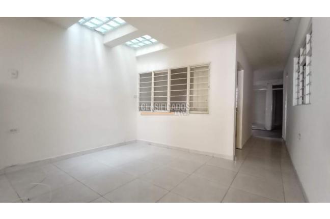 Apartamentos, Alquiler, Los Andes - $1.400.000