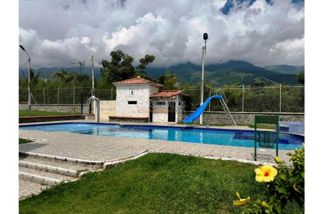Fincas y Casas Campestres, Venta, El Cerrito - $2.500.000.000
