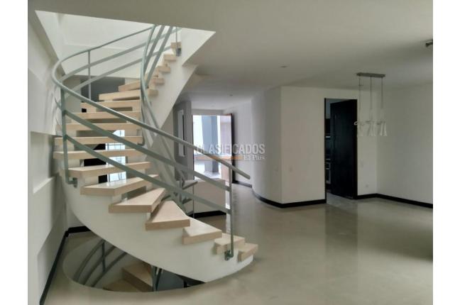 Casas, Venta, Pereira - $1.000.000.000