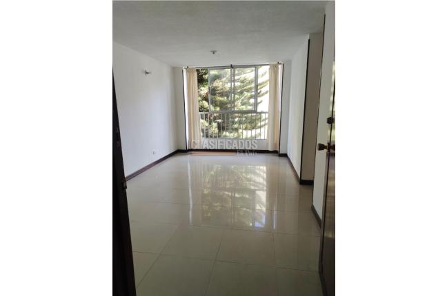 Apartamentos, Alquiler en Primero de Mayo