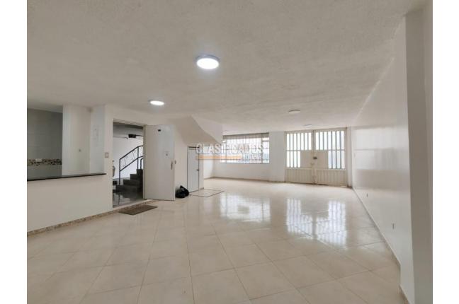 Oficinas y Consultorios, Alquiler en Bogotá