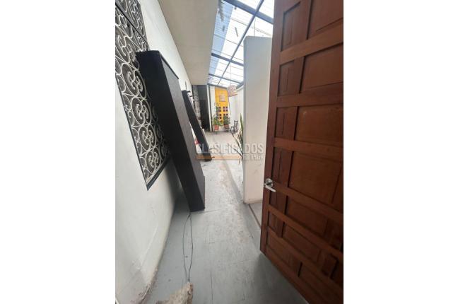 Casas, Venta, San Antonio - $1.300.000.000