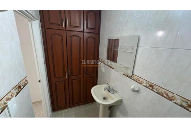 Casas, Alquiler, La Merced - $3.300.000