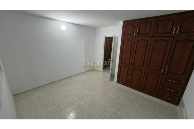 Casas, Alquiler, La Merced - $3.300.000