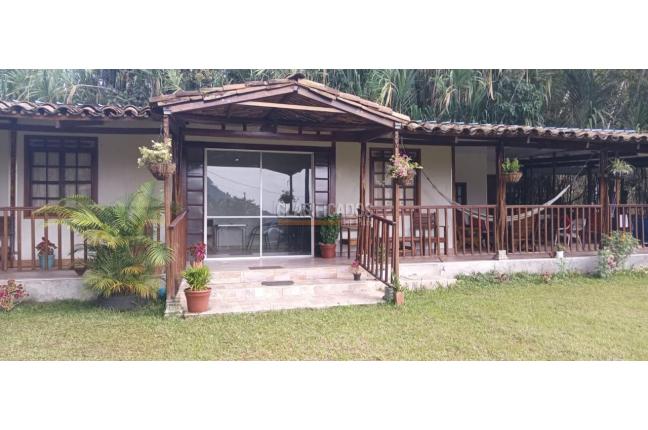 Fincas y Casas Campestres, Venta en Tuluá