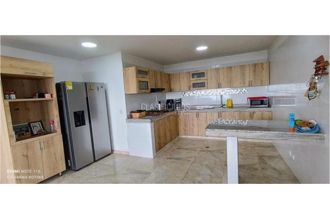 Casas, Venta, Bella Suiza - $1.300.000.000