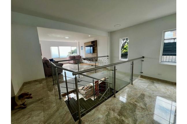 Casas, Venta, Bella Suiza - $1.300.000.000