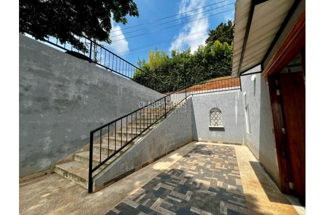 Casas, Venta, Bella Suiza - $1.300.000.000