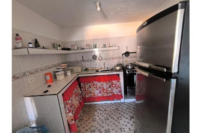 Casas, Venta, Laureano Gómez - $250.000.000