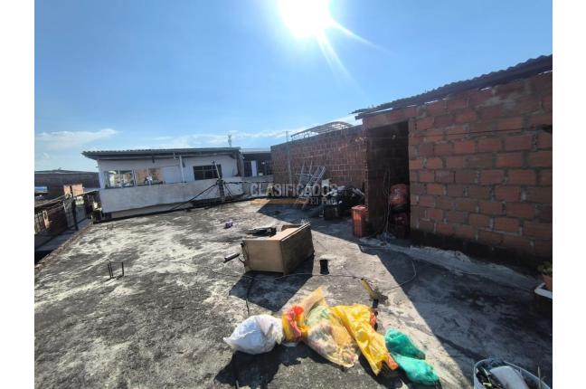 Casas, Venta, Laureano Gómez - $250.000.000