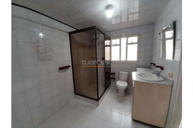 Casas, Alquiler, Bogotá - $6.000.000