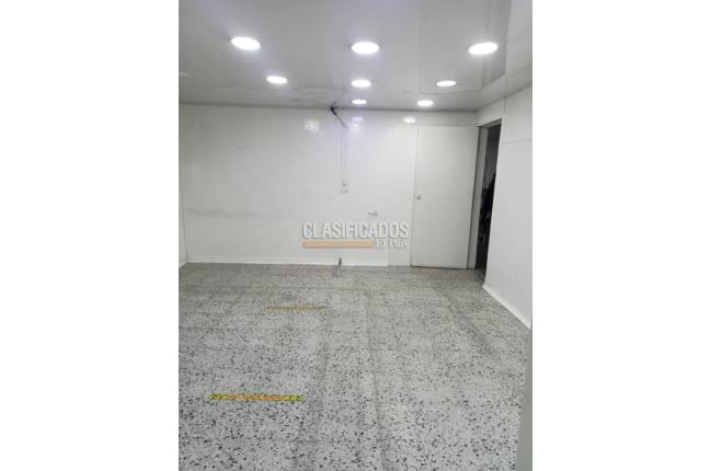 Locales y Bodegas, Alquiler, Bogotá - $2.500.000