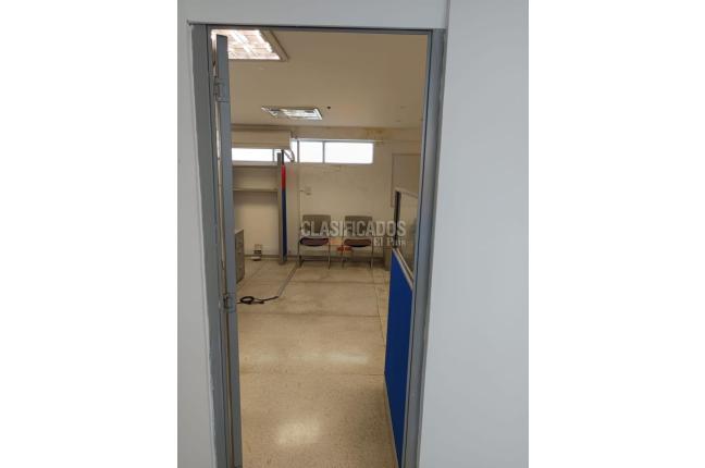 Oficinas y Consultorios, Alquiler, Guadalupe - $9.520.000