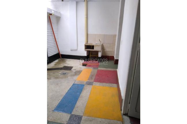 Locales y Bodegas, Venta, Bretaña - $400.000.000