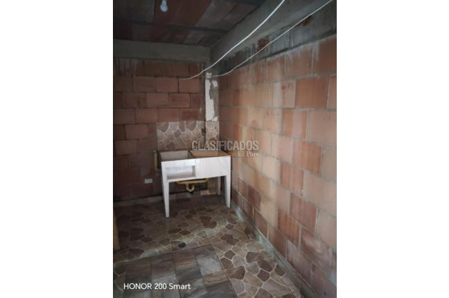 Apartamentos, Alquiler, Valle Grande - $900.000