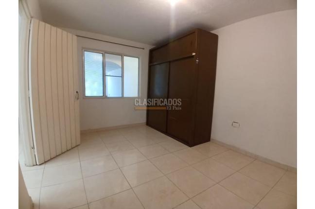 Casas, Alquiler, Prados de Oriente - $1.700.000