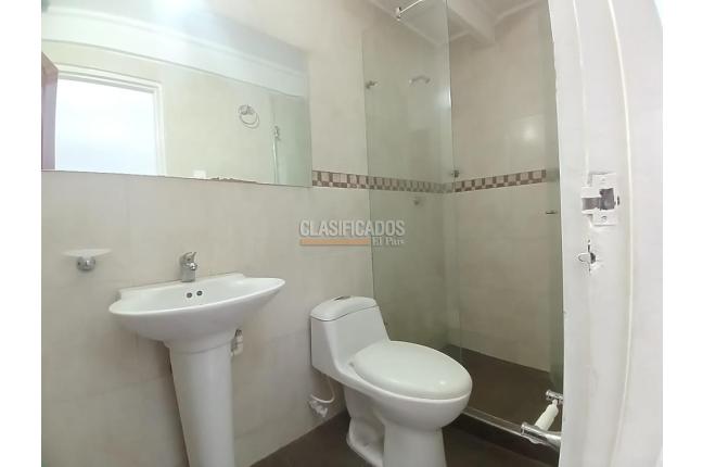 Casas, Alquiler, Prados de Oriente - $1.700.000