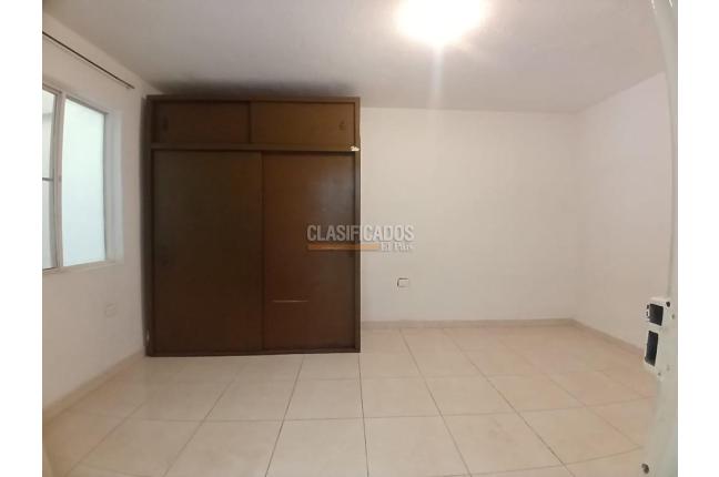Casas, Alquiler, Prados de Oriente - $1.700.000
