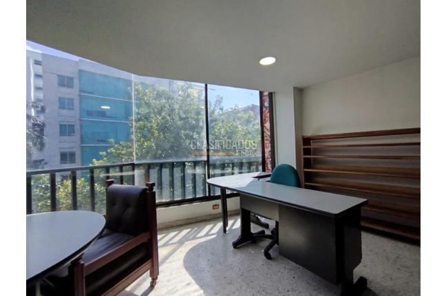 Oficinas y Consultorios, Alquiler, San Vicente - $2.600.000