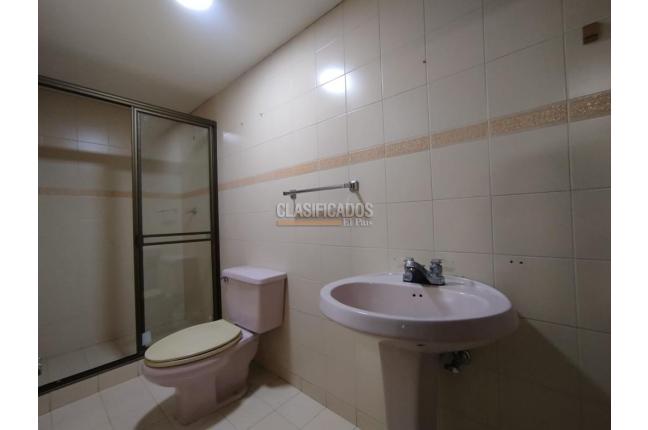 Oficinas y Consultorios, Alquiler, San Vicente - $2.600.000