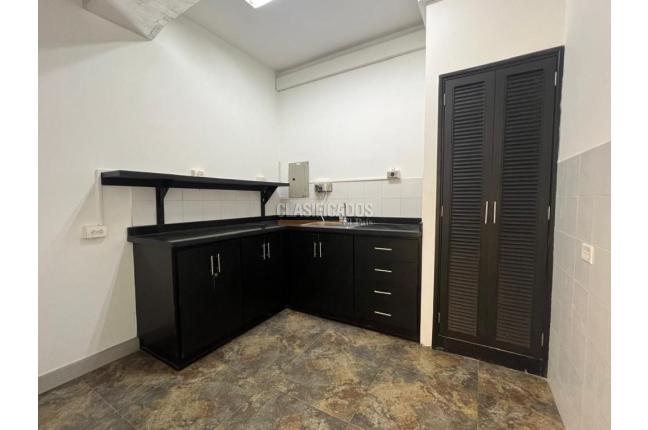 Locales y Bodegas, Alquiler, El Bosque - $13.000.000