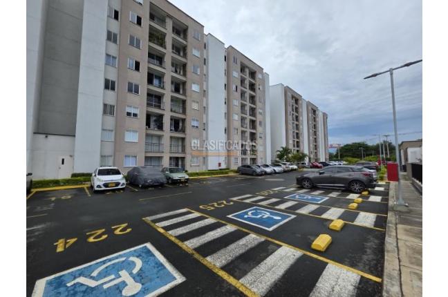 Apartamentos, Alquiler, Ciudad Pacifica - $1.300.000