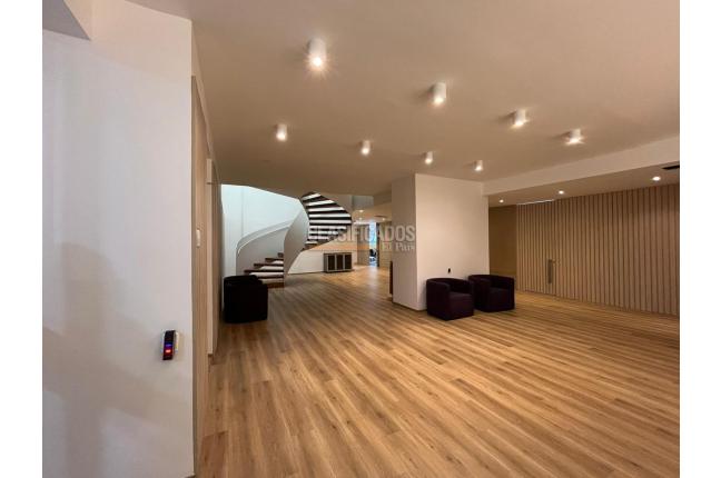 Oficinas y Consultorios, Venta, Bogotá - $3.100.000.000