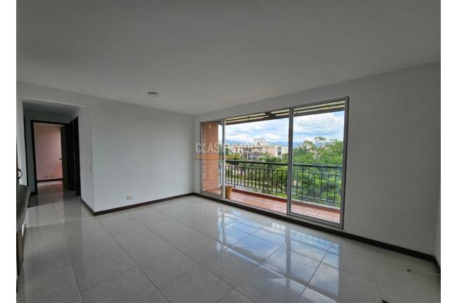 Apartamentos, Venta en Valle del Lili