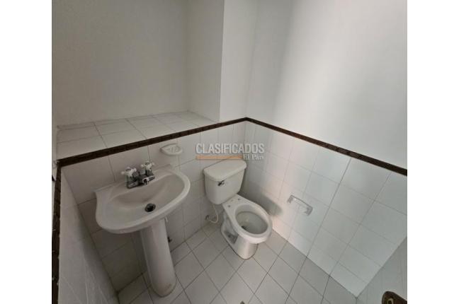 Oficinas y Consultorios, Alquiler, Granada - $2.500.000