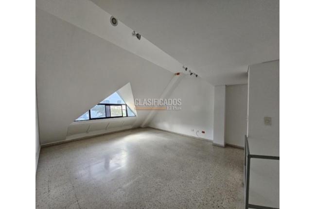 Oficinas y Consultorios, Alquiler, Granada - $2.500.000