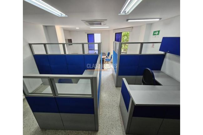 Oficinas y Consultorios, Alquiler, Granada - $2.000.000
