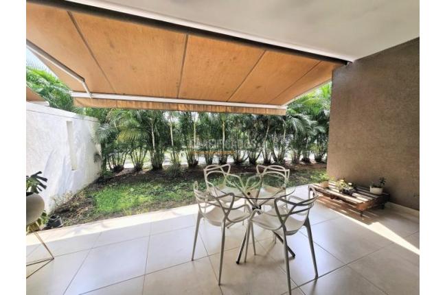 Apartamentos, Venta en Altos Menga