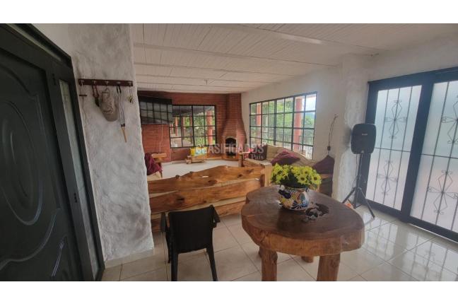 Fincas y Casas Campestres, Venta, Calima (Darién) - $1.800.000.000