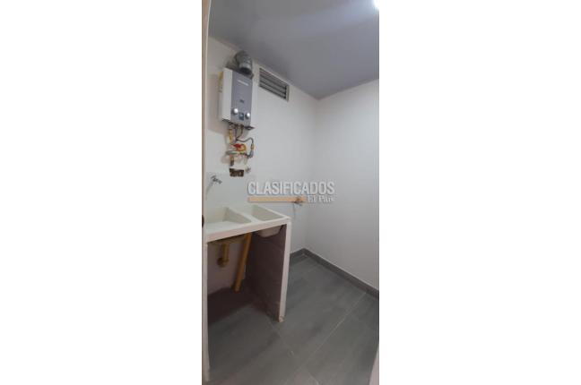 Apartamentos, Alquiler, Ciudad Pacifica - $2.000.000