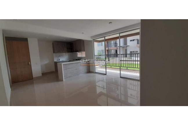 Apartamentos, Alquiler, Ciudad Pacifica - $2.000.000