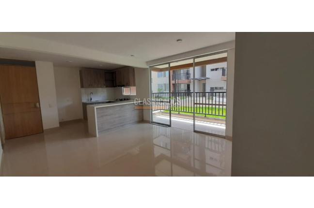 Apartamentos, Alquiler, Ciudad Pacifica - $2.000.000